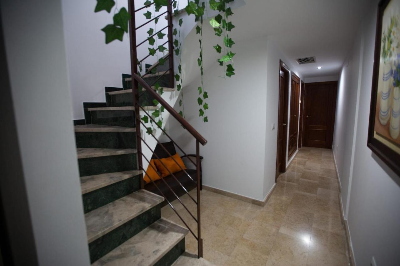 Piso Con Solarium Calahorra Con Solera Parking Privado Gratis Cordoba Exterior photo