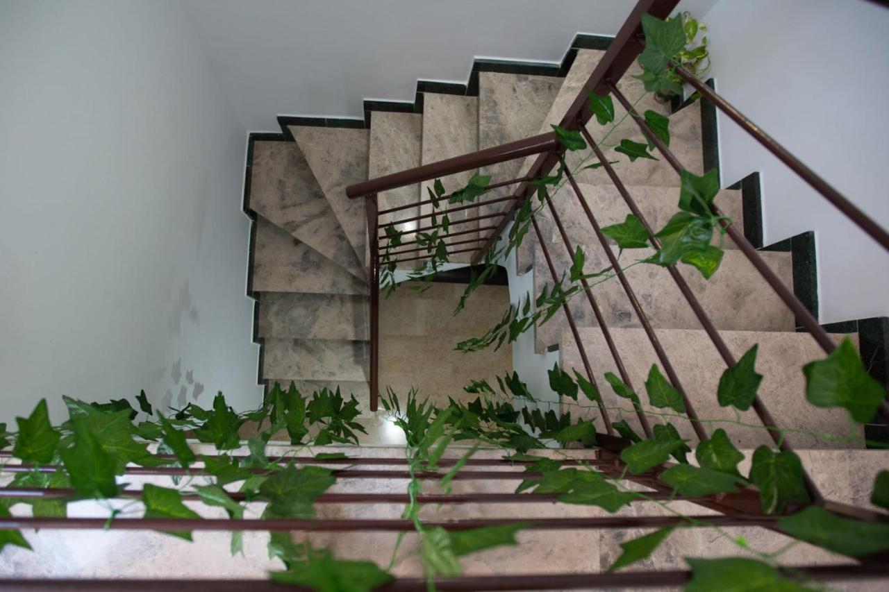Piso Con Solarium Calahorra Con Solera Parking Privado Gratis Cordoba Exterior photo